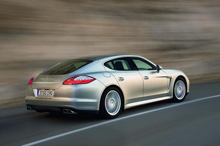  Porsche Panamera 2009 года  (фото 44 из 144)
